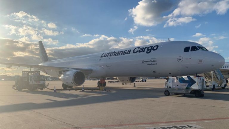 Lufthansa adds fourth short-haul freighter