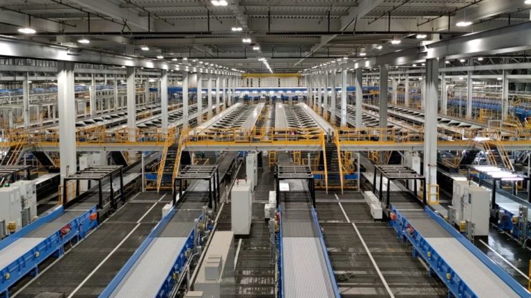 FedEx opens state-of-the-art sort facility