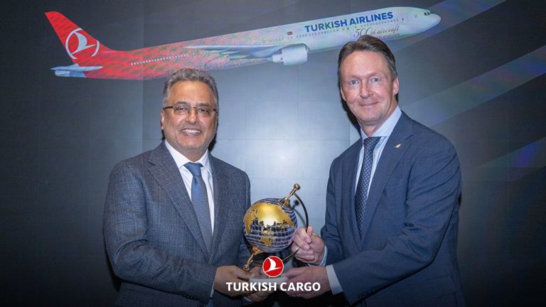 Turkish to lease Atlas jumbo freighter