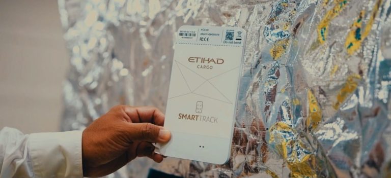 Airfreight tracking gets smart
