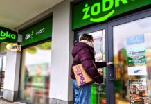 Stores deal gives FedEx 16,000 Polish pick-up points