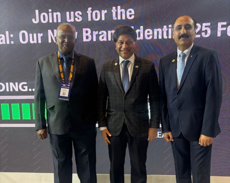 Kale’s piece offering keeps track of e-commerce shipments